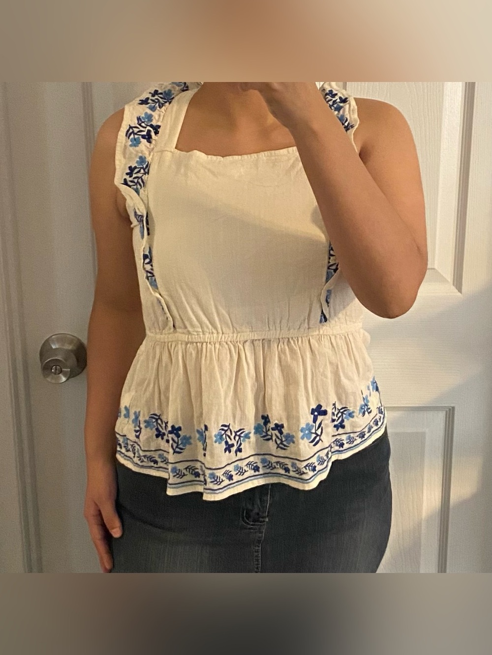 Girls Sleeveless Floral Embroidered Ruffled Apron-Style Top Size 14/16